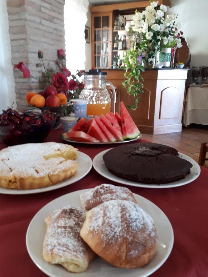 Hotel Villa Laura Ρίμινι Εξωτερικό φωτογραφία