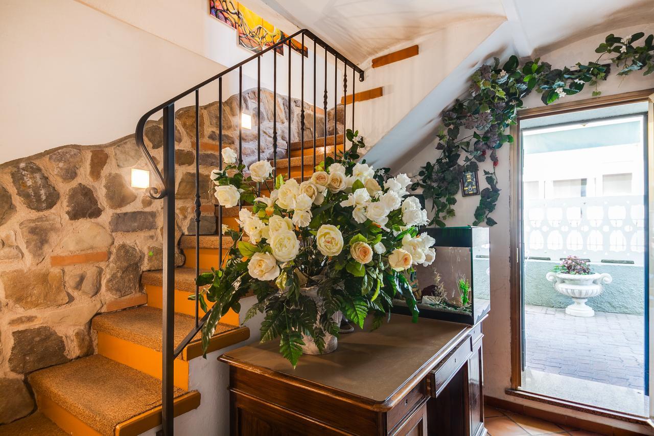 Hotel Villa Laura Ρίμινι Εξωτερικό φωτογραφία